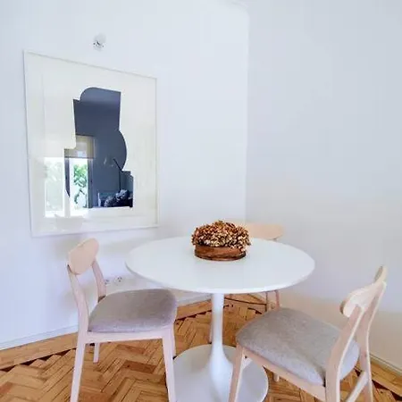 D'agua - Queen Size Bed & Private Pateo Διαμέρισμα